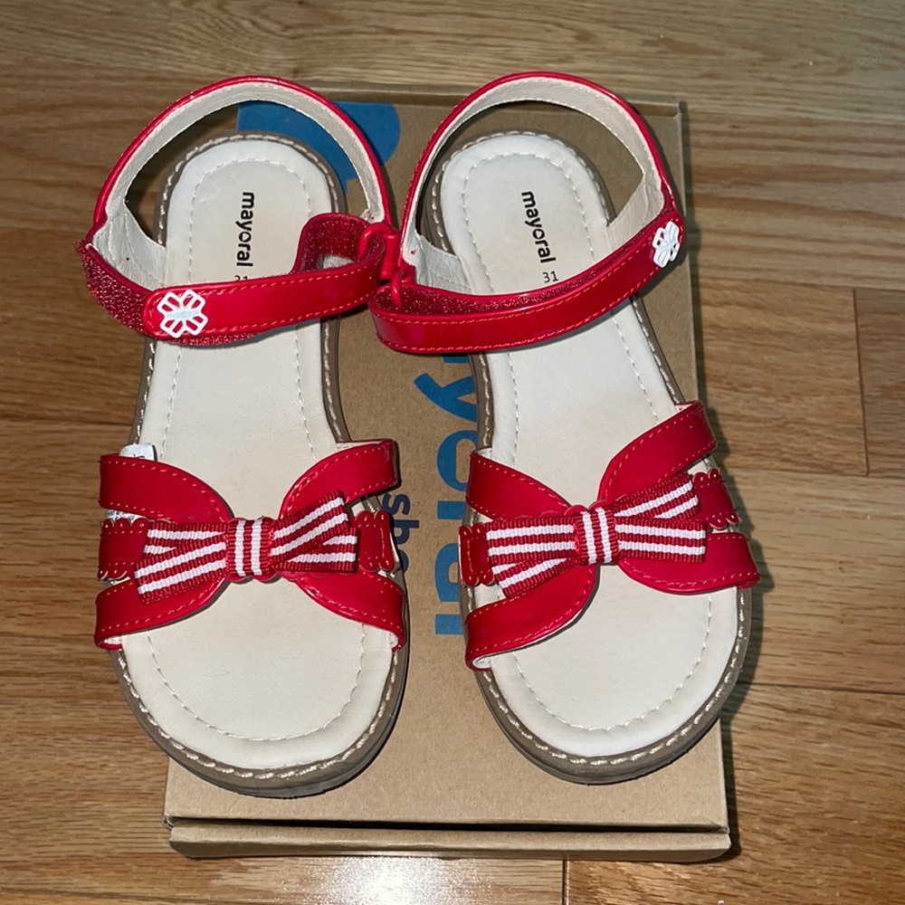 Good as new girls mayoral sandals